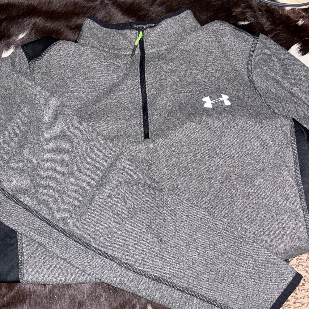 Under Armour Men's Zip-Up Gray Sweater